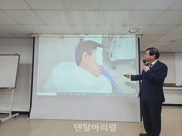 김욱 원장이 동영상 강의를 하고 있는 모습. 사진=턱관절장애교육연구회